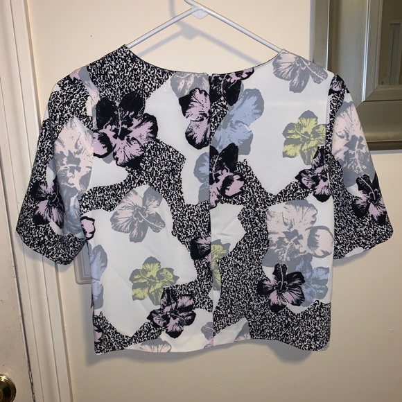 Shirt - Picture 2 of 2